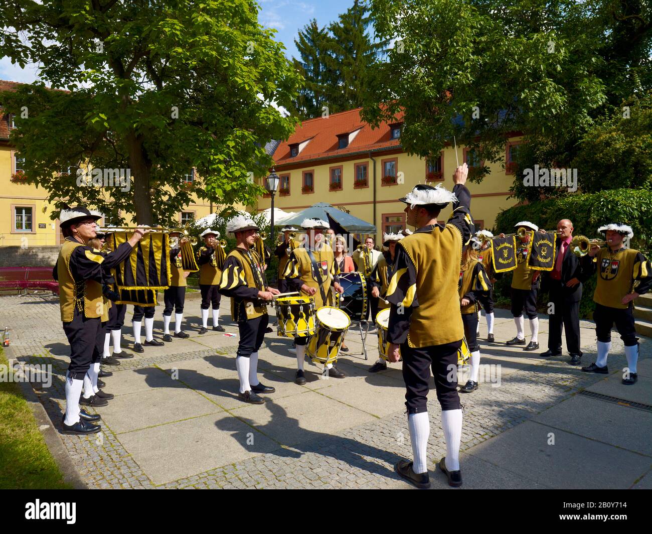 Gli Araldi di Neubrunn in occasione di un matrimonio a Veitshöchheim vicino a Würzburg, Bassa Franconia, Baviera, Germania, Foto Stock