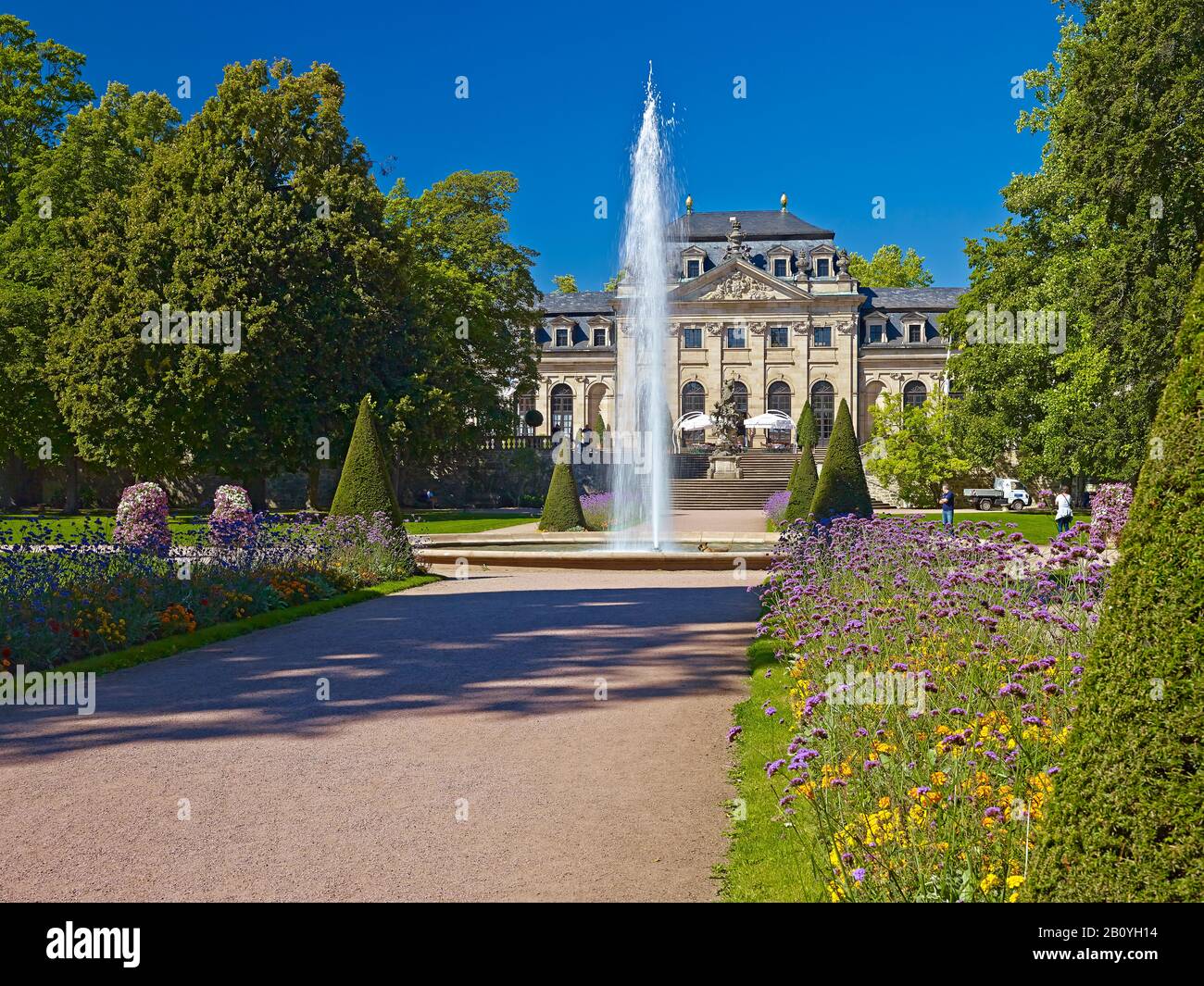 Giardino del palazzo con orangeria e fontana a Fulda, Hessen, Germania, Foto Stock