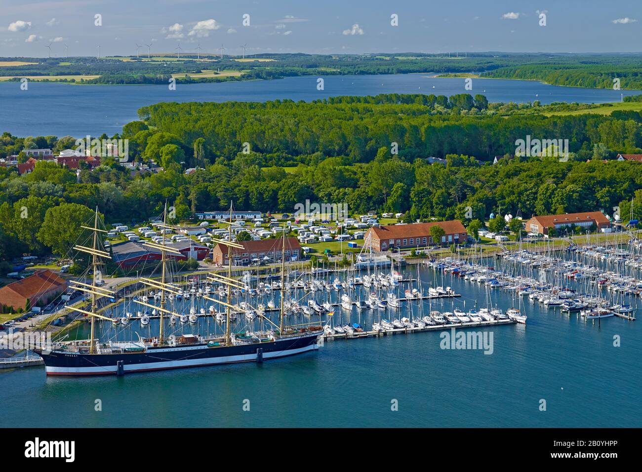 Il vento commerciale e il porto turistico di Travemünde, Schleswig-Holstein, Germania, Foto Stock