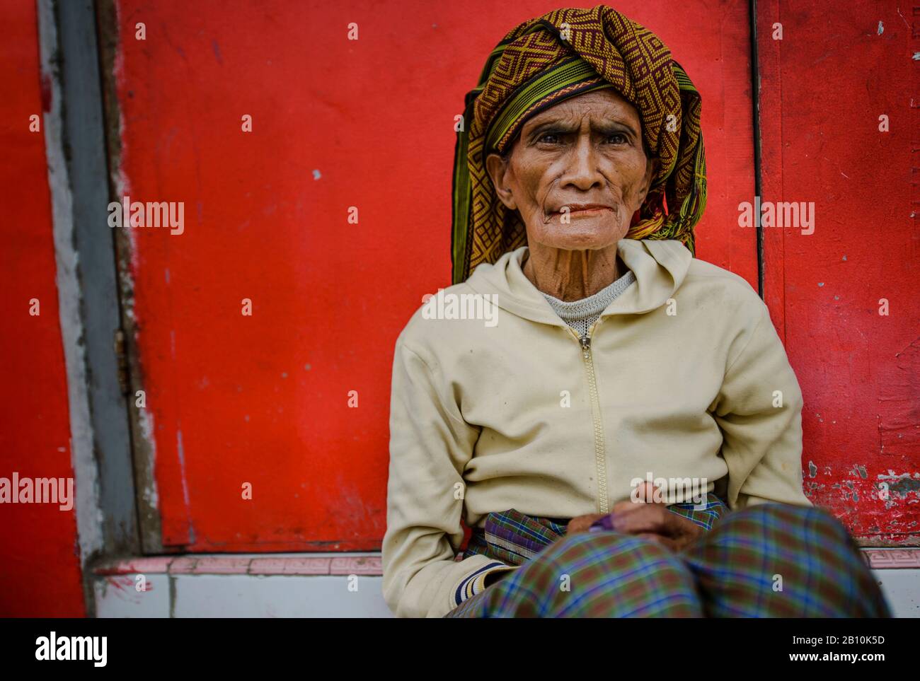 Donna Di Timor Ovest, Indonesia Foto Stock