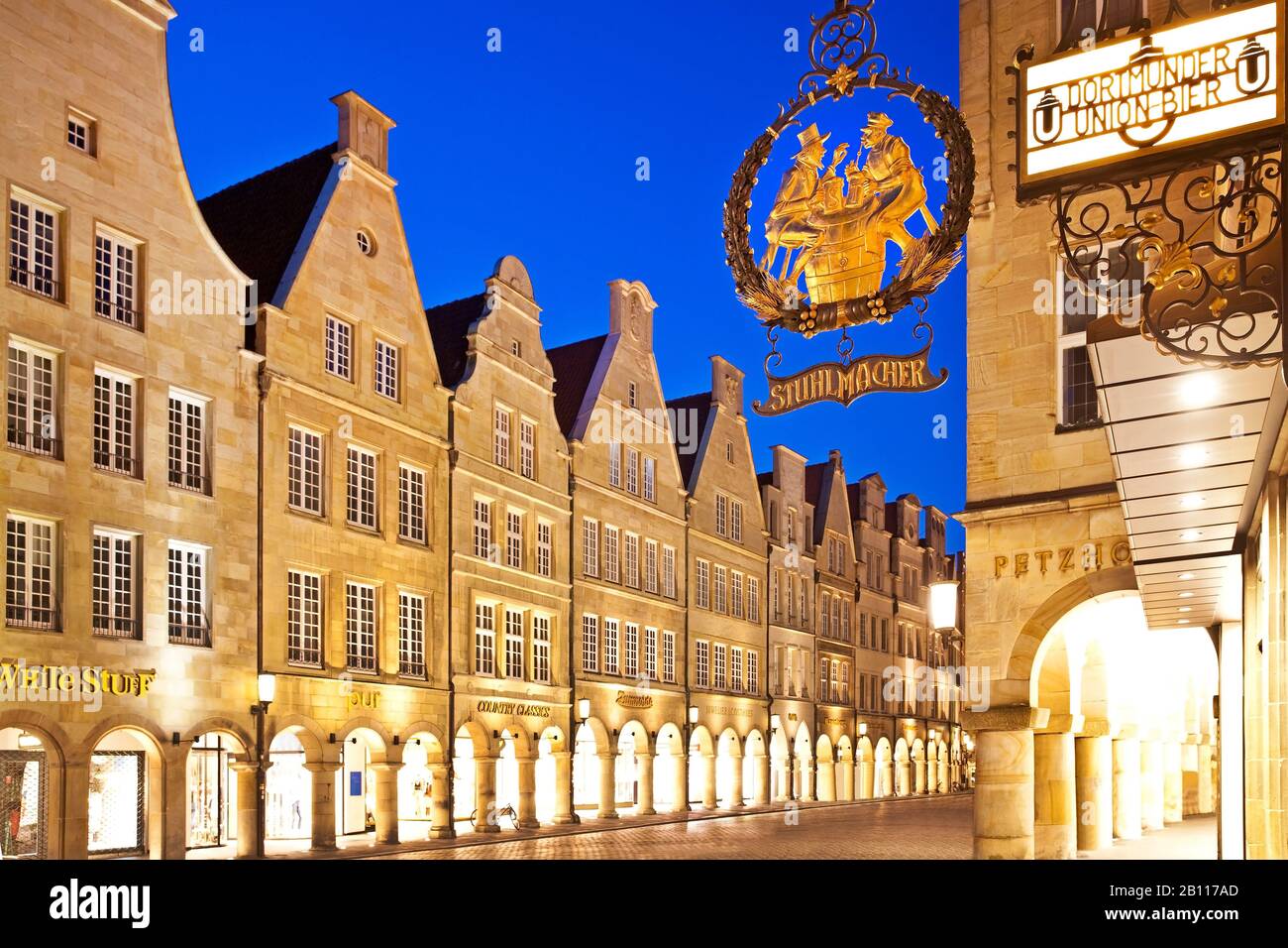 Prinzipalmarkt, mercato storico principale in serata, Germania, Renania Settentrionale-Vestfalia, Muensterland, Munster Foto Stock