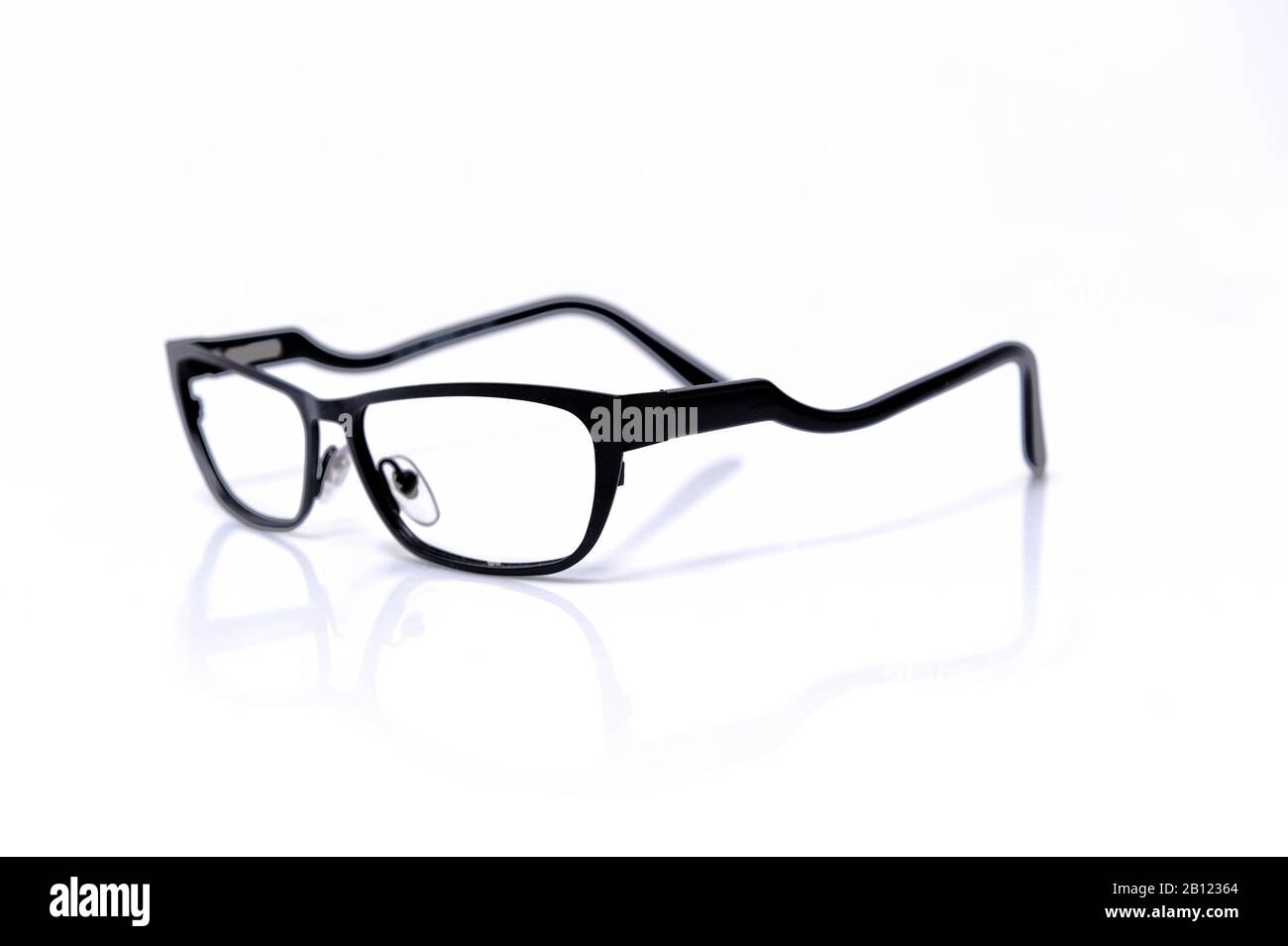 occhiali, vista, senso, miglioramento, correzione, diottrie, difetto, miglioramento, oftalmologo, indossare occhiali, umano, viso, estetica, Foto Stock