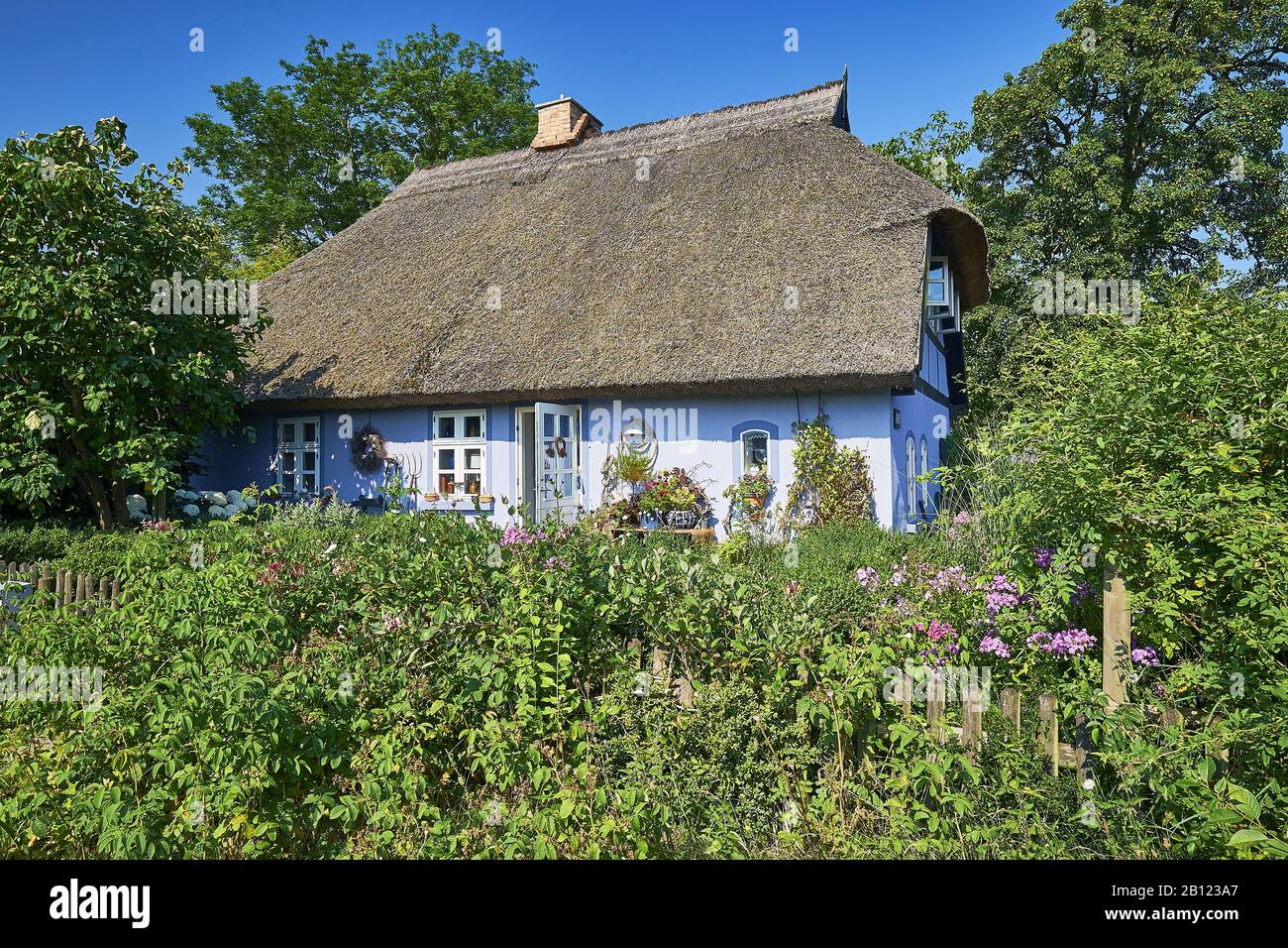 Cottage Di Paglia In Quilitz In Lieper Winkel, Usedom, Mecklenburg-Pomerania Occidentale, Germania Foto Stock