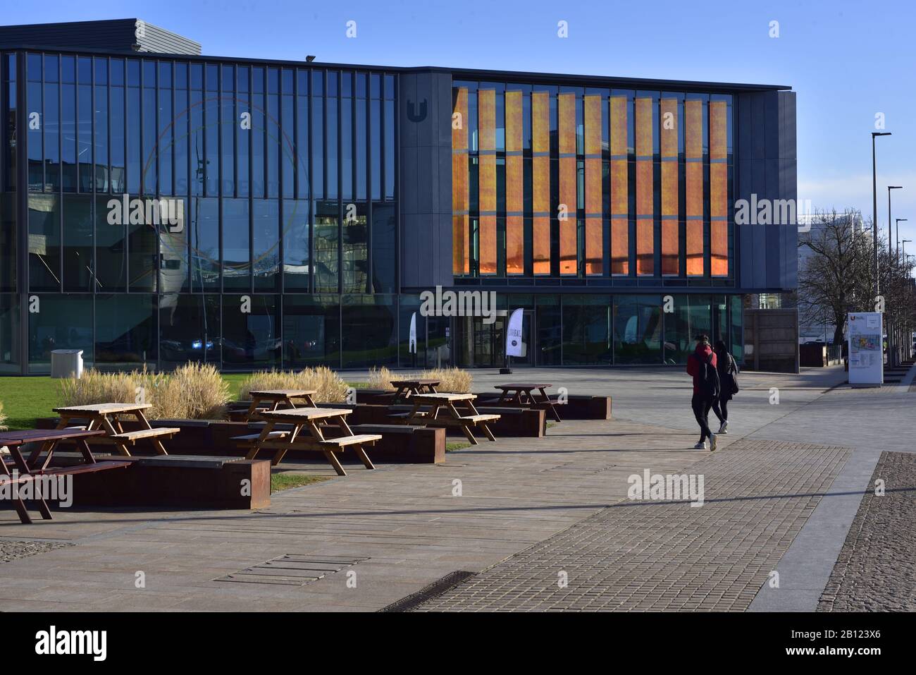 L'edificio Student Life, aperto nel 2020 come parte della Teesside University, Middlesbrough. Foto Stock