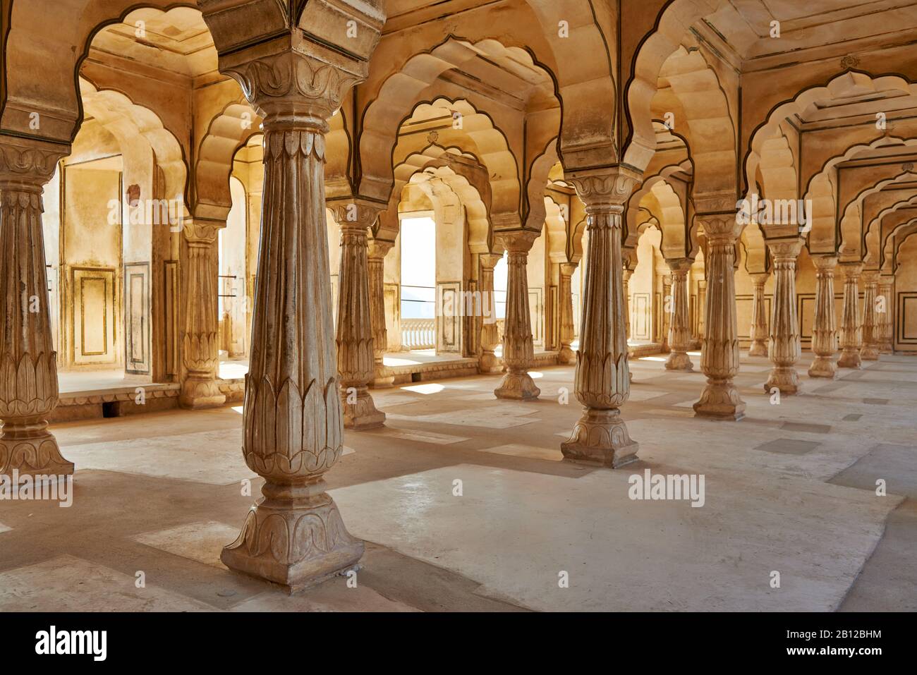 Colonne in Amer Fort, Jaipur, Rajasthan, India Foto Stock