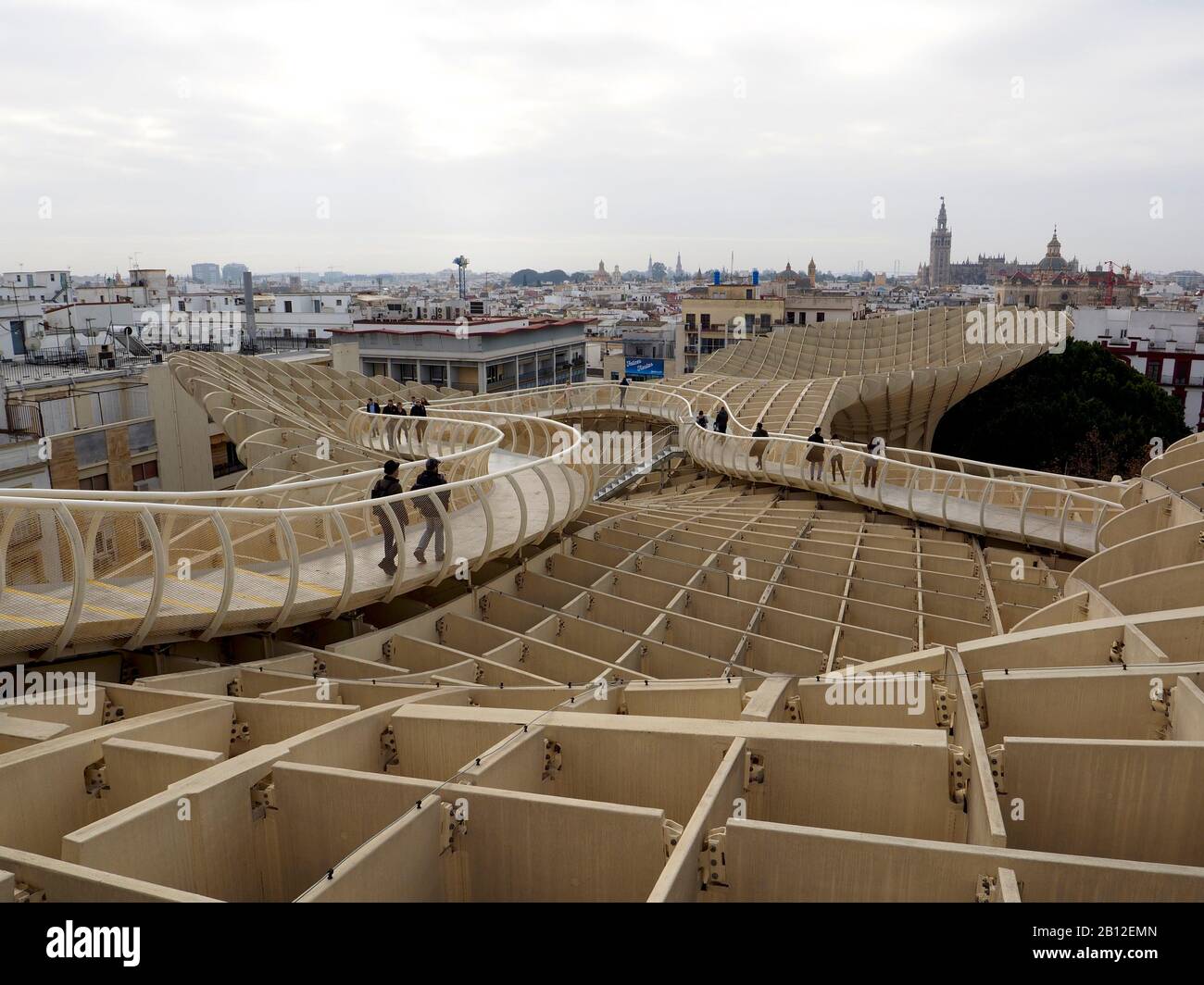 In cima al Metropol Parasol a Siviglia, Spagna Foto Stock