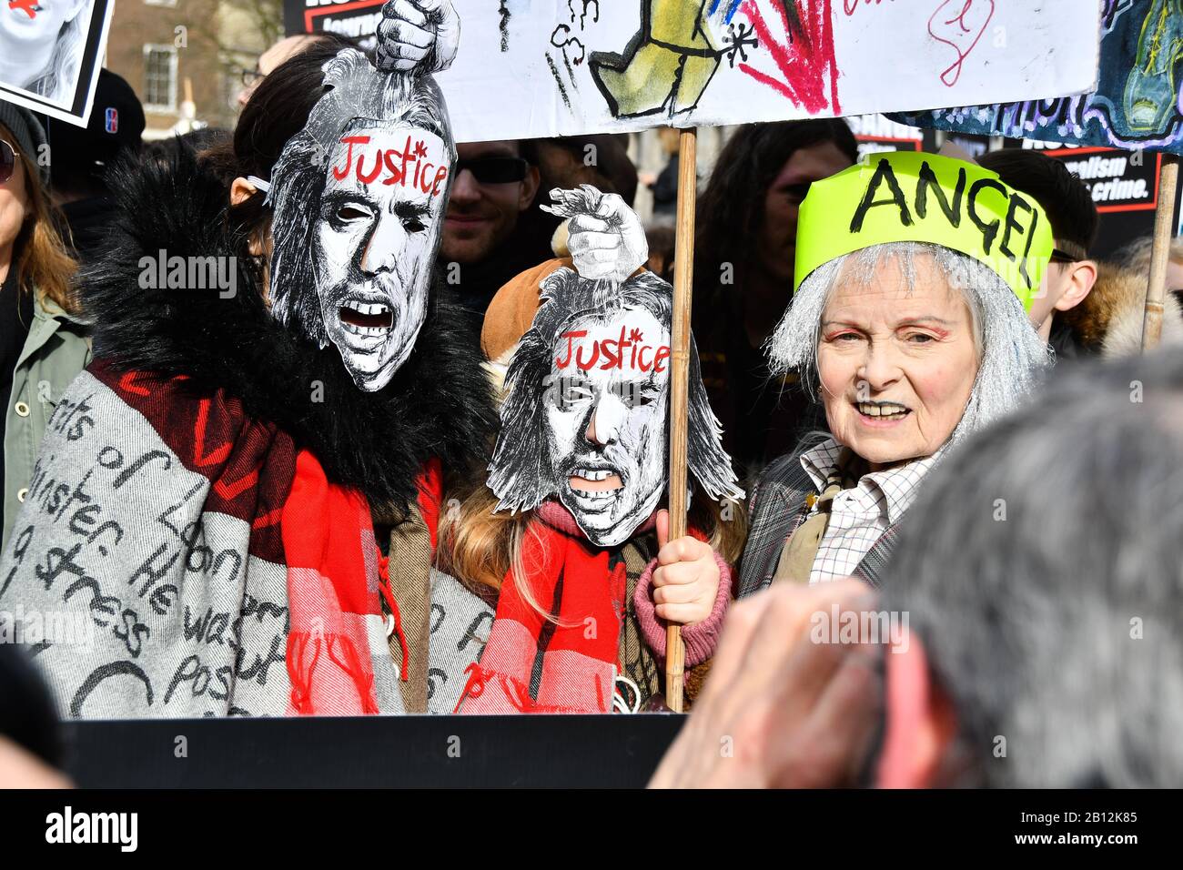 Londra, Regno Unito. 22nd Feb 2020. Londra, Regno Unito. 22nd Feb 2020. Vivienne Westwood Protesta contro Julian Assange Extradition il discorso libero non è Un Crimine, il 22th Feb 2020 a Londra, UK Credit: Picture Capital/Alamy Live News Credit: Picture Capital/Alamy Live News Foto Stock