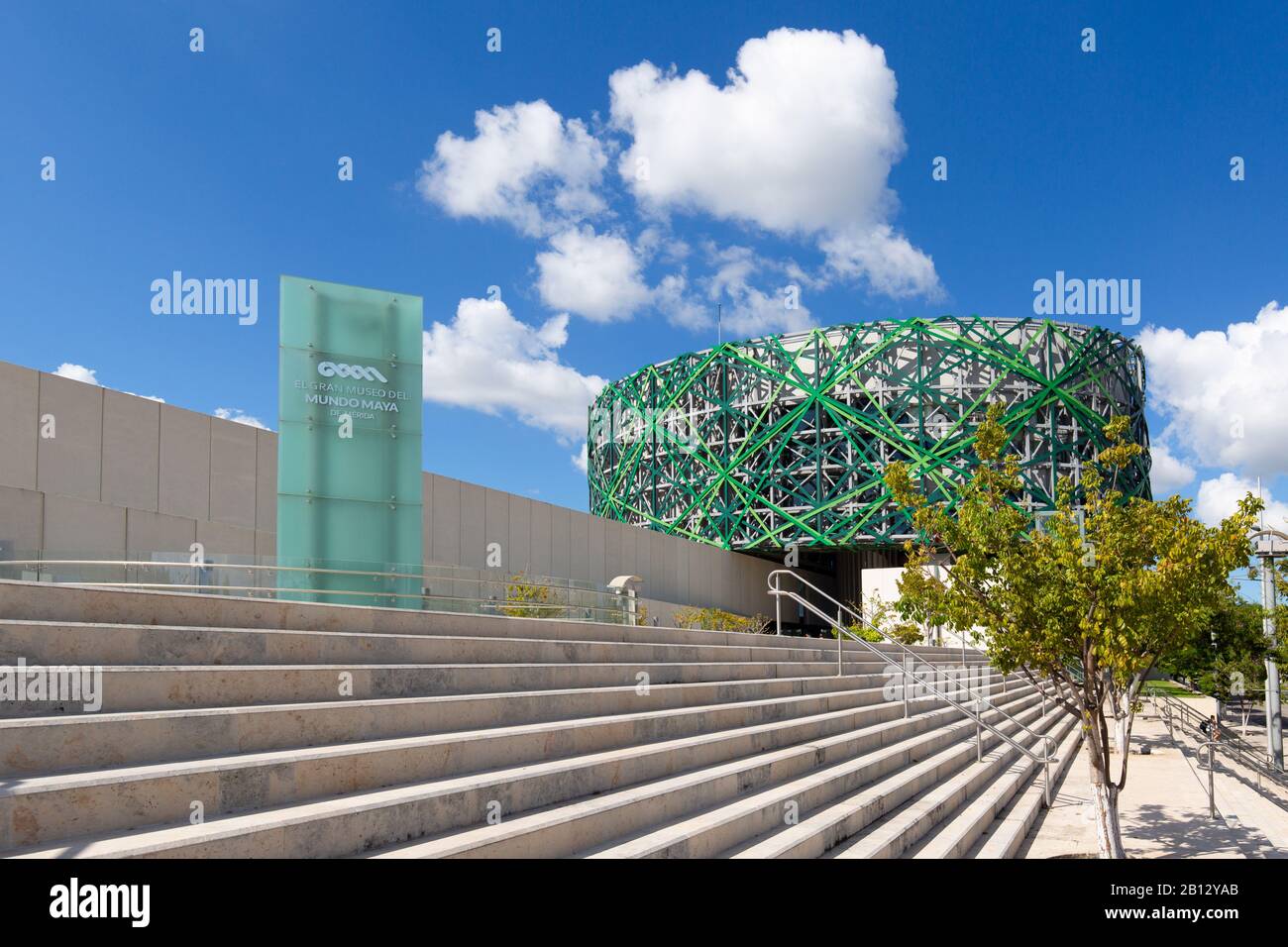 Merida, Messico – 11 febbraio, Museo del mondo Maya di Merida (Gran Museo del Mundo Maya) che offre una vista della storia e dell'identità dello Yucatan Foto Stock