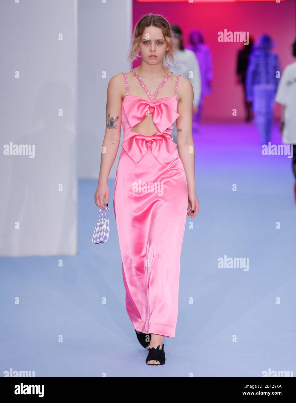 Londra, Regno Unito. Feb, 2020, Designer Ashley Williams Passerella Alla Settimana Della Moda Di Londra Autunno Inverno 2020, Autunno Inverno 2020 Al British Fashion Council Show Foto Stock