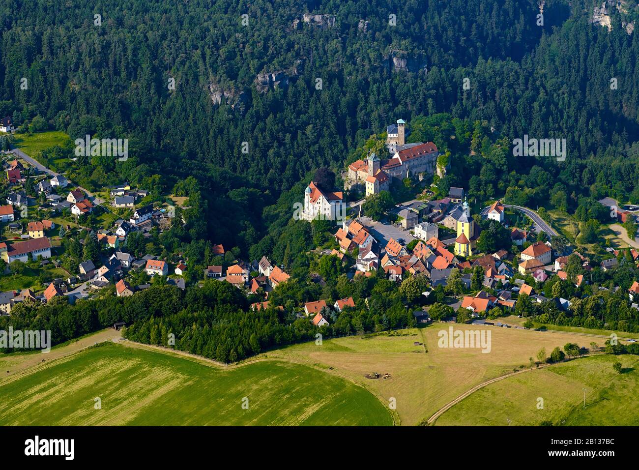 Hohnstein Castle And Town,Sächsische Schweiz-Osterzgebirge,Sassonia,Germania Foto Stock