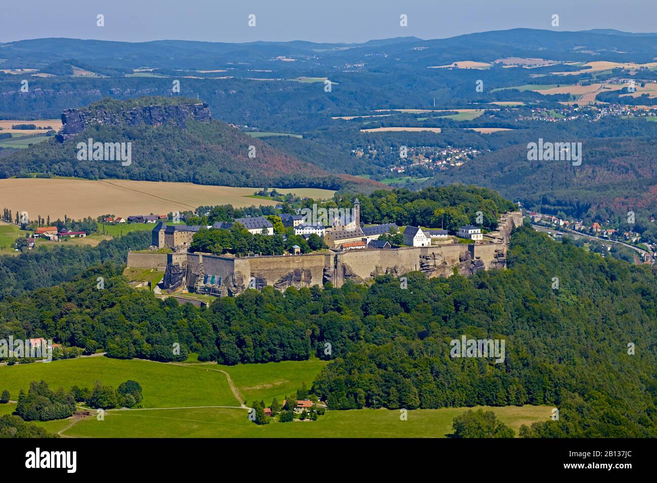 Lilienstein E Fortezza Königstein,Sächsische Schweiz-Osterzgebirge,Sassonia,Germania Foto Stock