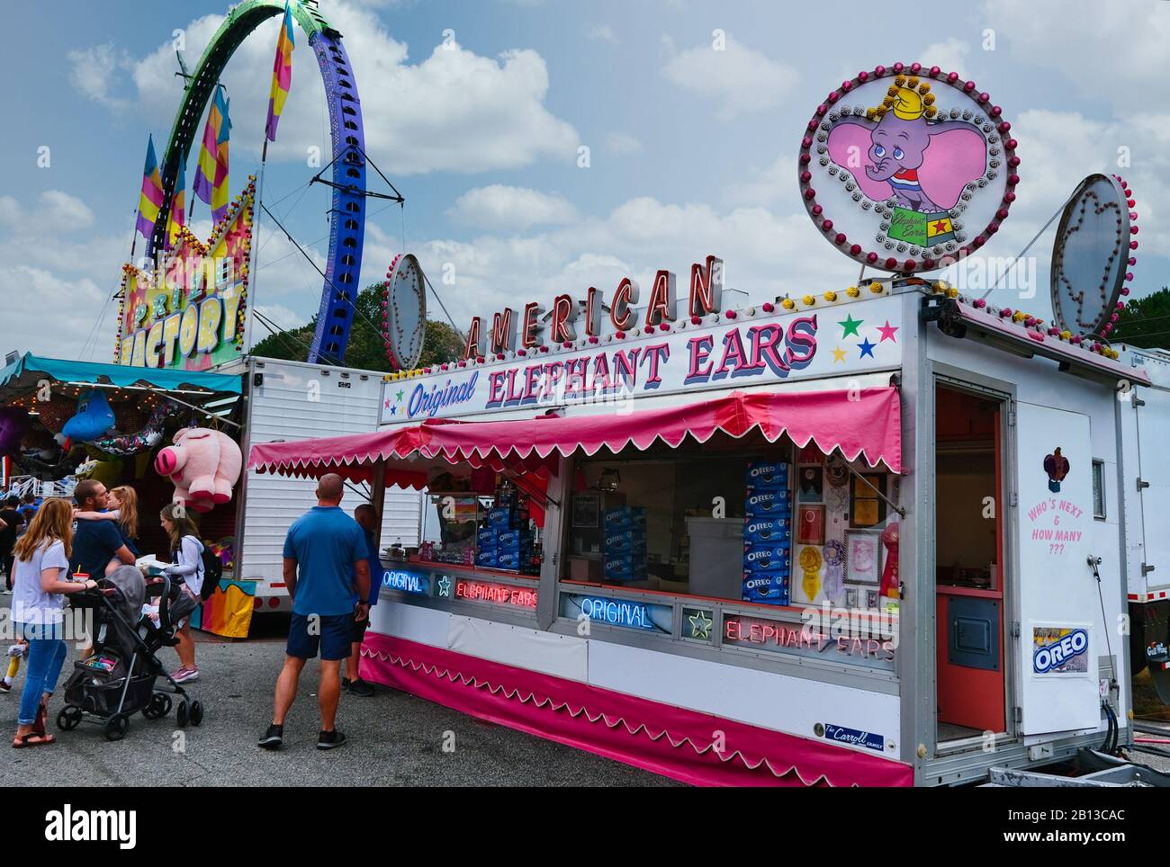 Elephant Ears Booth A Carnival Foto Stock
