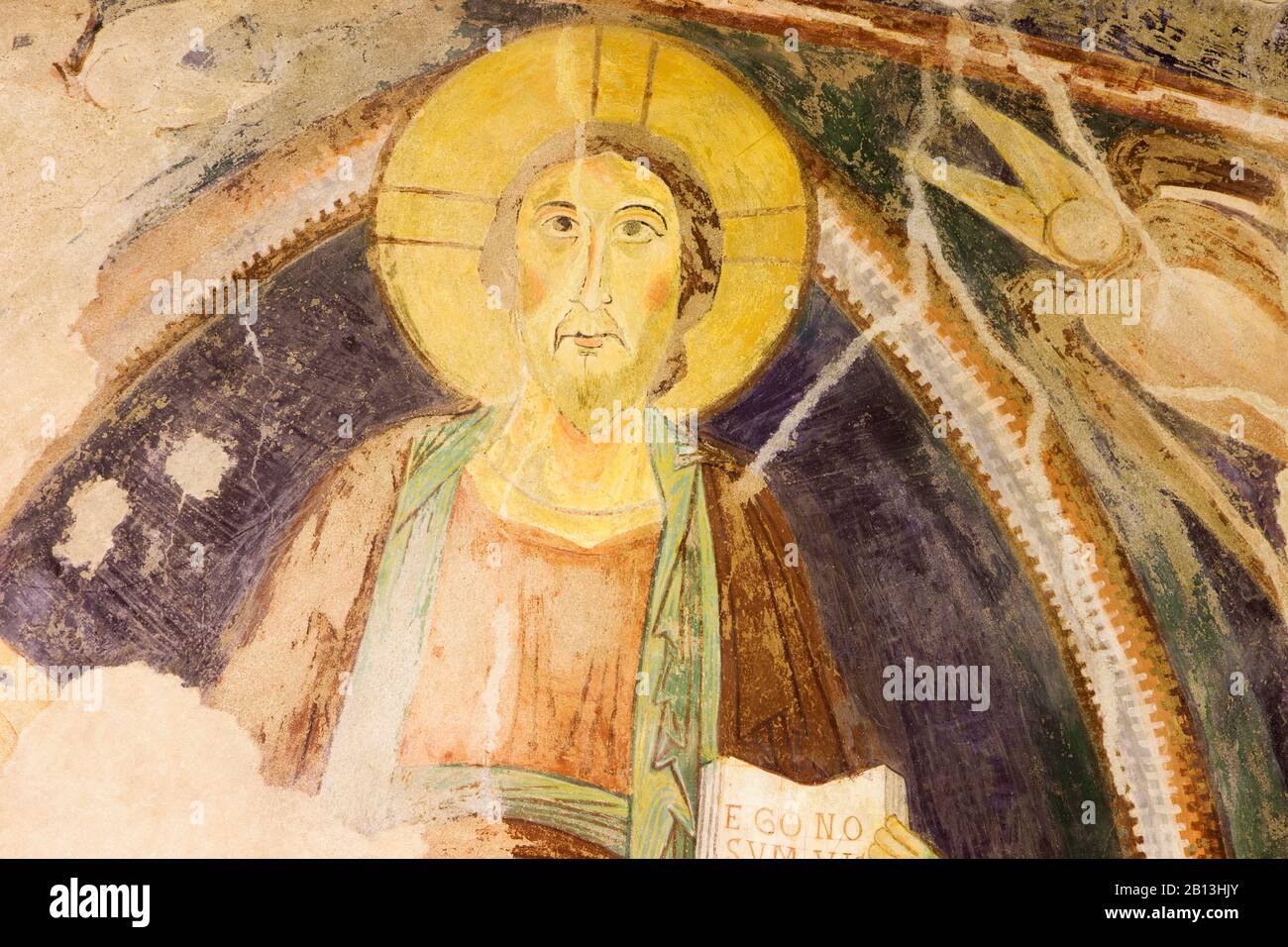 Chiesa di Santa Maria de Saccargia, affresco romanico di Cristo Pantocratore (Sardegna, Italia) Foto Stock