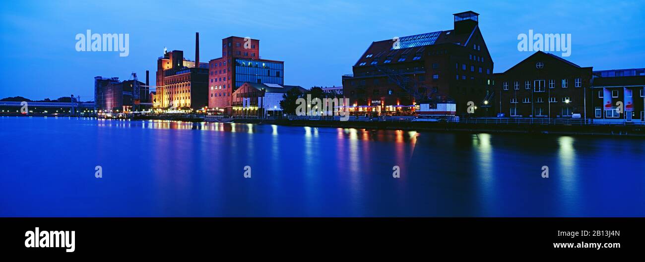 Ex Magazzini Di Küppersmühle E Werhahnmühle, Porto Interno, Duisburg, Renania Settentrionale-Vestfalia, Germania Foto Stock