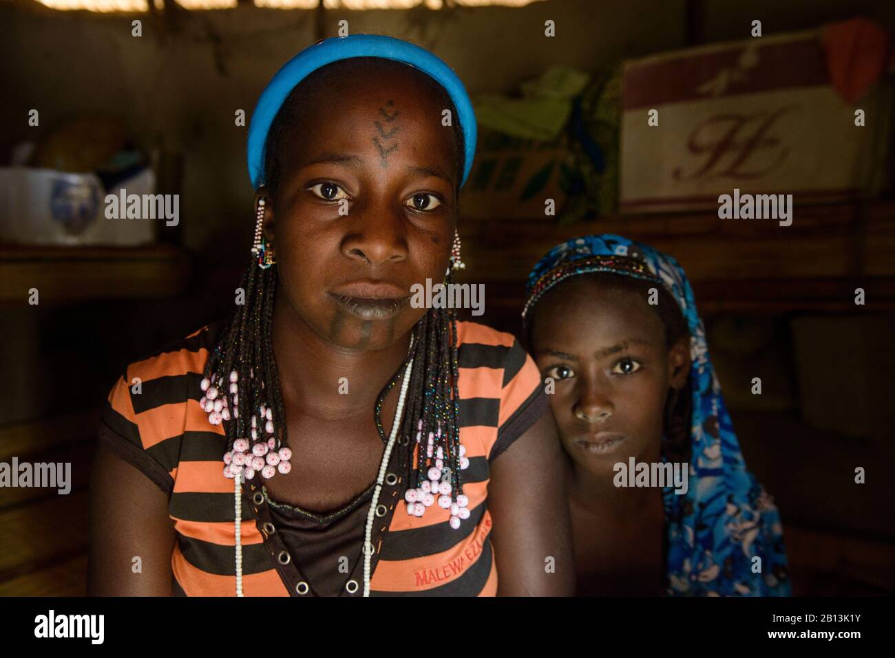 La vita rurale in un villaggio Fulani del Sahel nel nordest del Burkina Faso Foto Stock