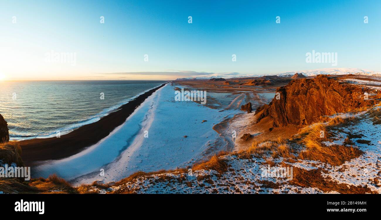 Islanda spiaggia nera Foto Stock