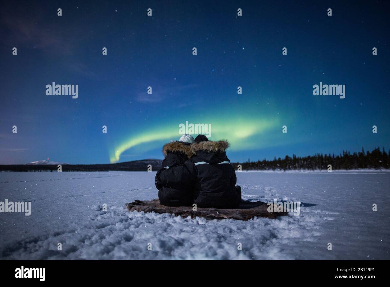 Northern Lights, picnic in Svezia Foto Stock