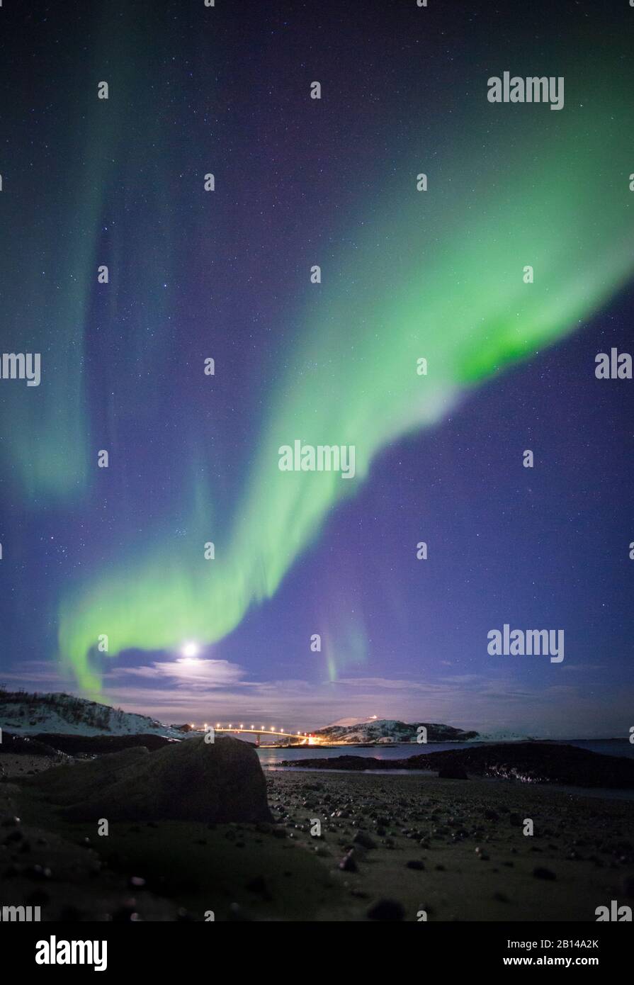 Lofoten Norvegia luci polari nel mese di febbraio inverno paesaggio invernale Aurora Borealis Foto Stock