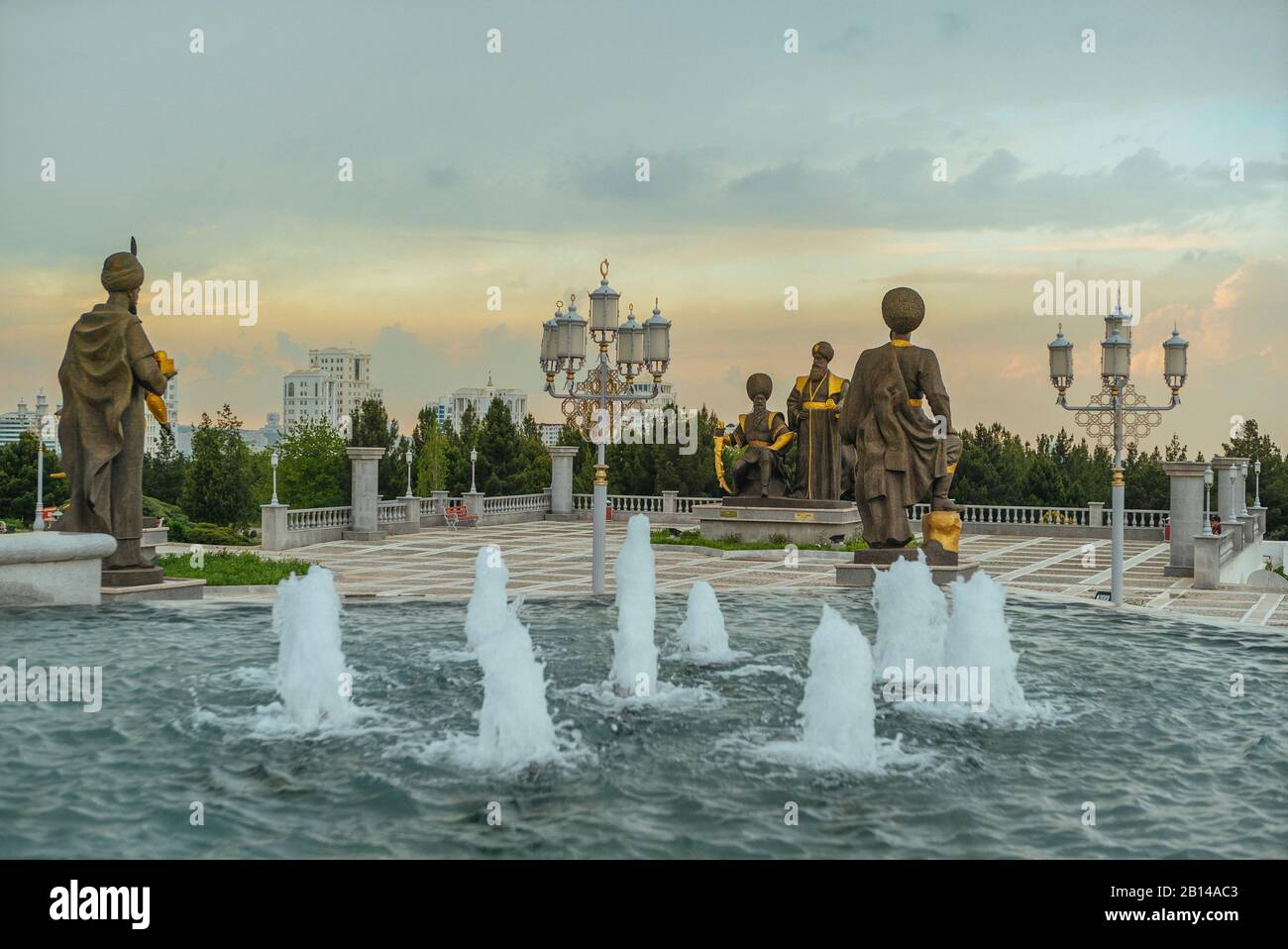 Ashgabat, Turkmenistan, statua, fontana Foto Stock