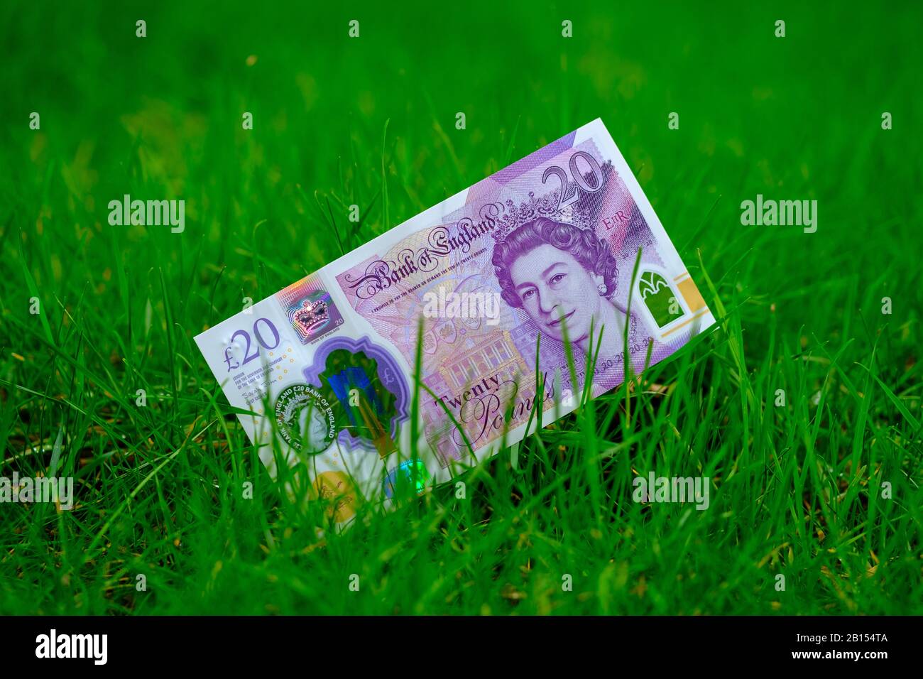 Nuova banconota da 20 libbre di polimero inglese rilasciata nel febbraio 2020 nel Regno Unito. Foto Stock