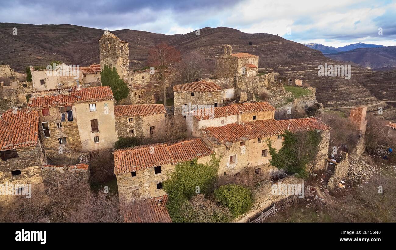 San Vicente de Munilla è un villaggio abbandonato nella provincia di la Rioja, Spagna Foto Stock