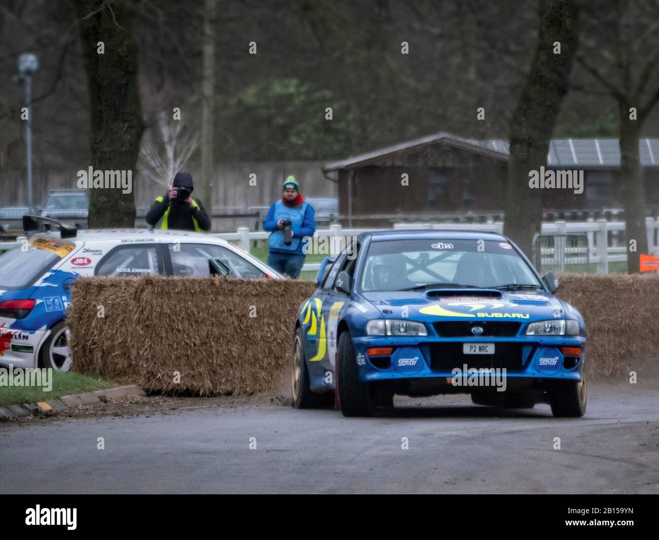 Subaru Impretza sul palcoscenico del rally a Race retro Motorsport Show Stoneleigh Park Warwickshire UK. . Foto Stock