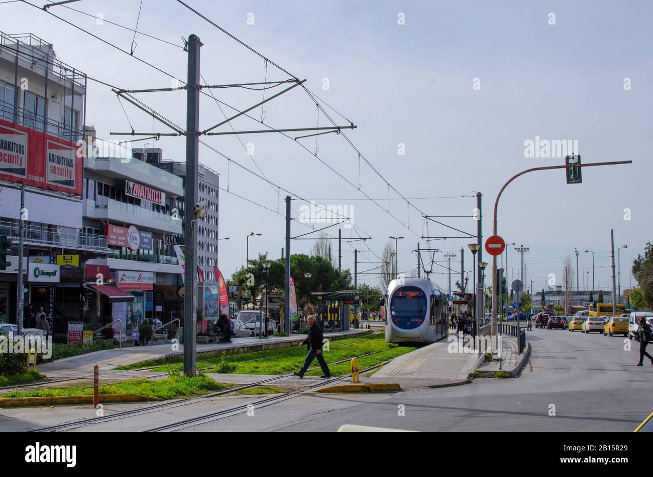 Street scene del centro di Glyfada Atene Attica Grecia Foto Stock