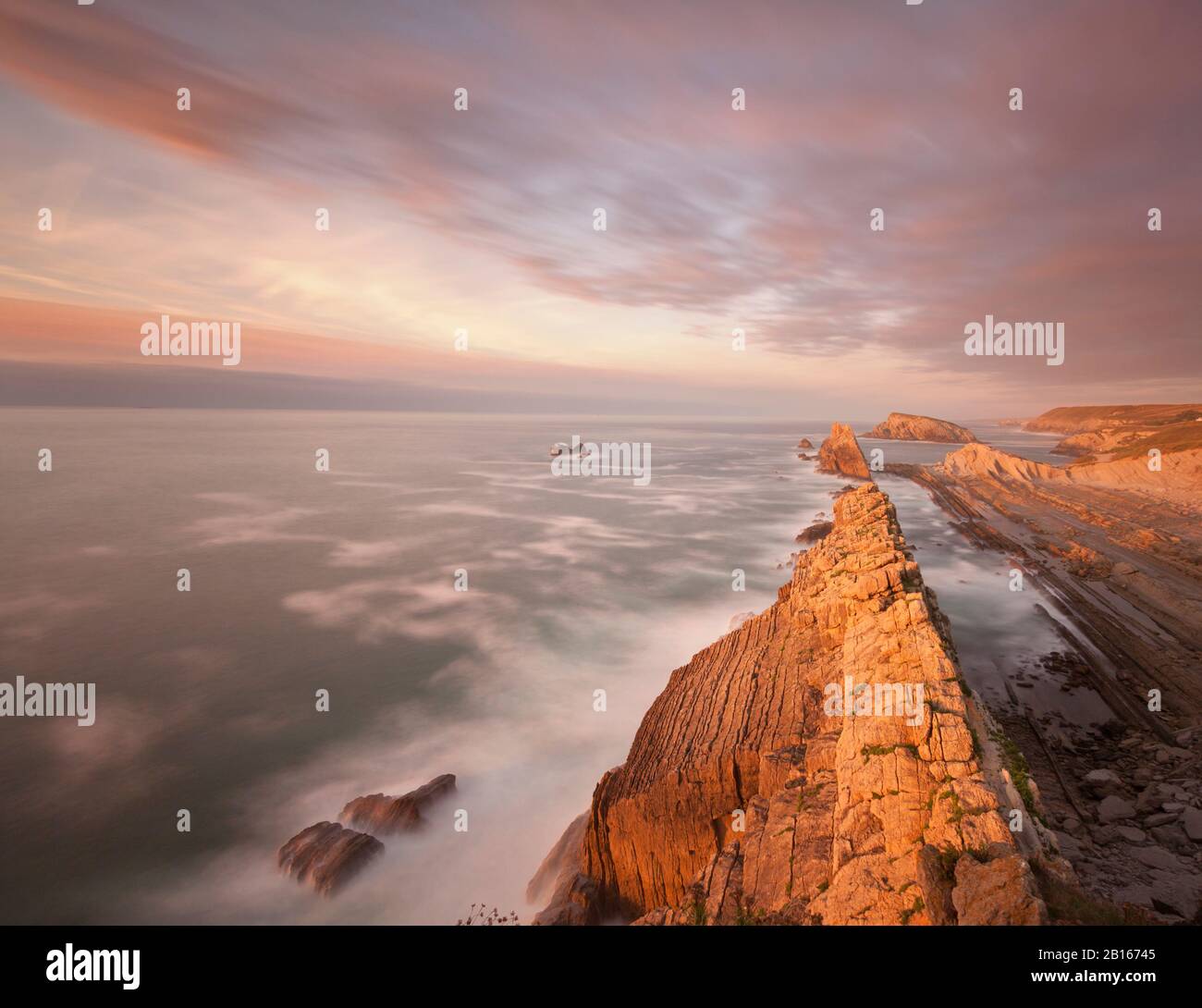 La Costa spezzata. Parco naturale di Liencres.Cantabria, Spagna Foto Stock