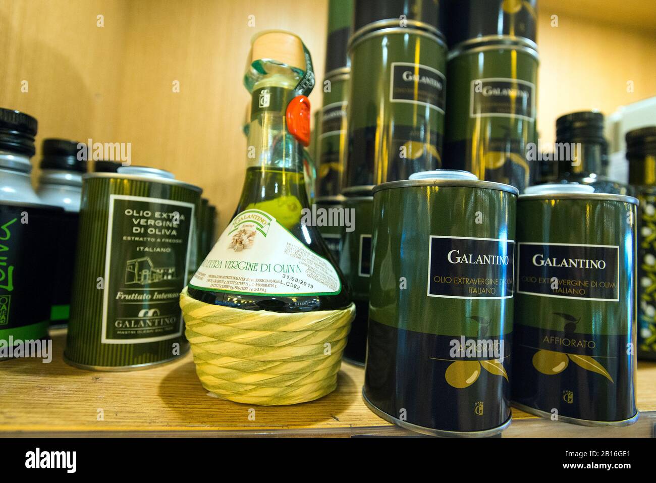 Prodotto esente da olio d'oliva all'aeroporto di Bari, Puglia, Italia Foto Stock