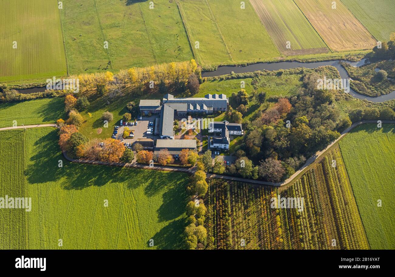 Foto aerea, centro anziani Haus Golten, Geldern, Niederhein, Renania Settentrionale-Vestfalia, Germania, casa di anziani, casa di anziani, pensione Foto Stock