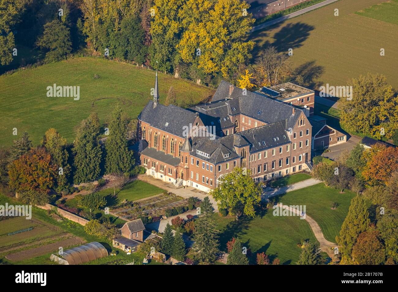 Fotografia Aerea, Abbazia Di Mariendonk, Mulhouse, Grefrath, Basso Reno, Renania Settentrionale-Vestfalia, Germania, Abbazia Benedettina, Unione Europea, Europa, Commu Religiosi Foto Stock