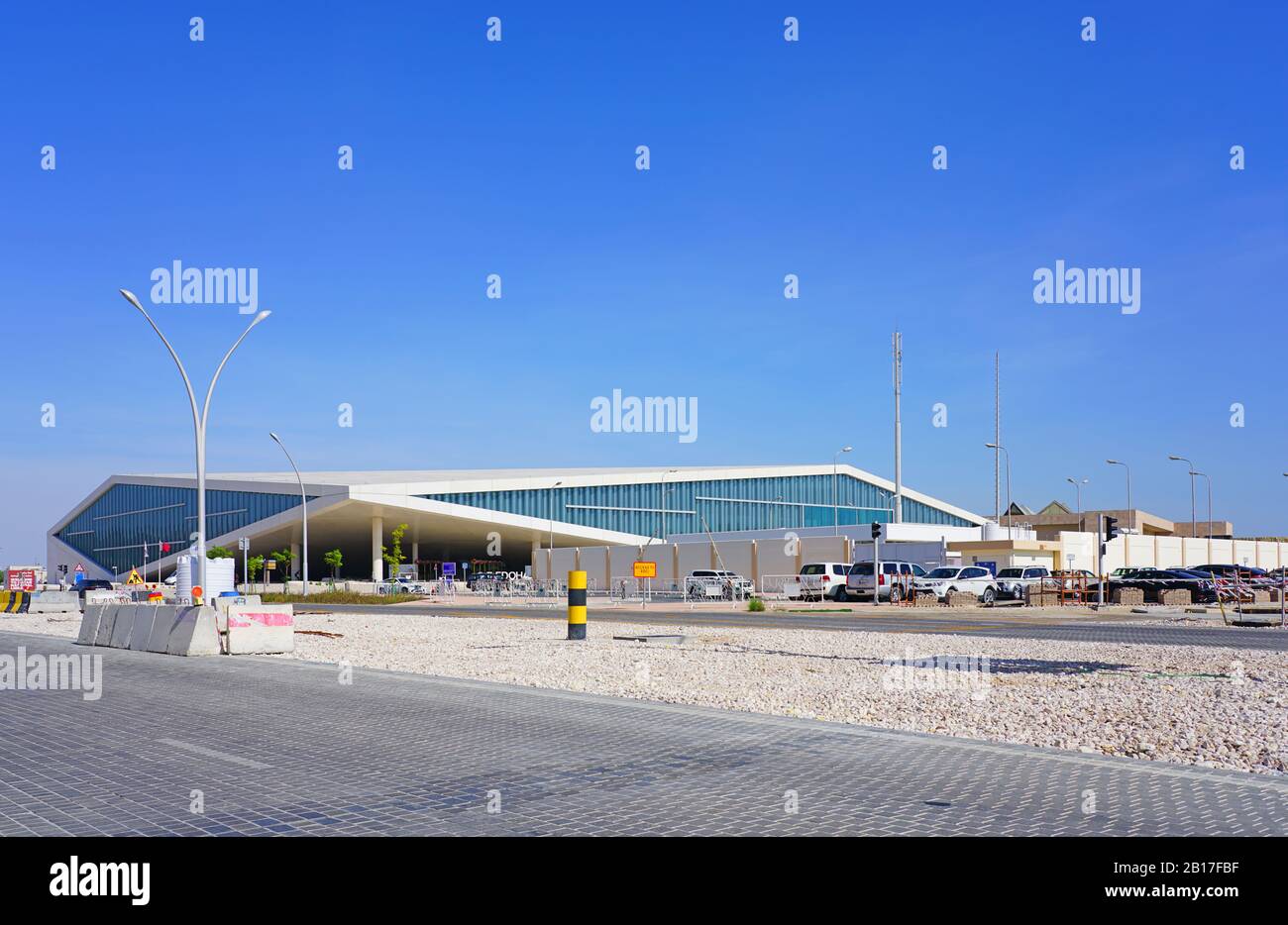 DOHA, QATAR -12 dic 2019- Vista del Qatar National Library (QNL) situato nella città di istruzione complessa lanciato dalla fondazione del Qatar a Doha, qat Foto Stock