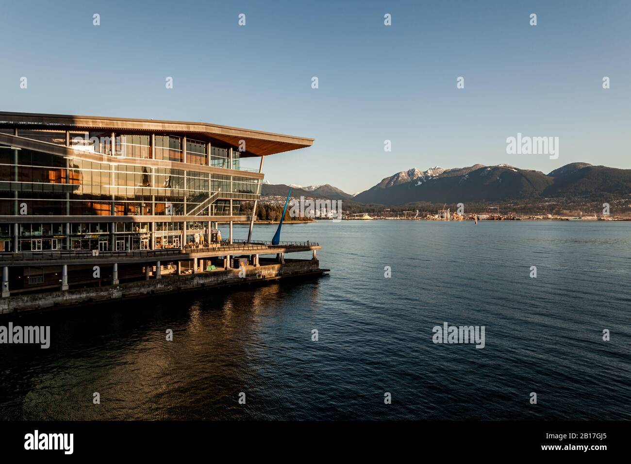 Vancouver, CANADA - 19 FEBBRAIO 2020: Canada Place Trade and Convention Center. Foto Stock