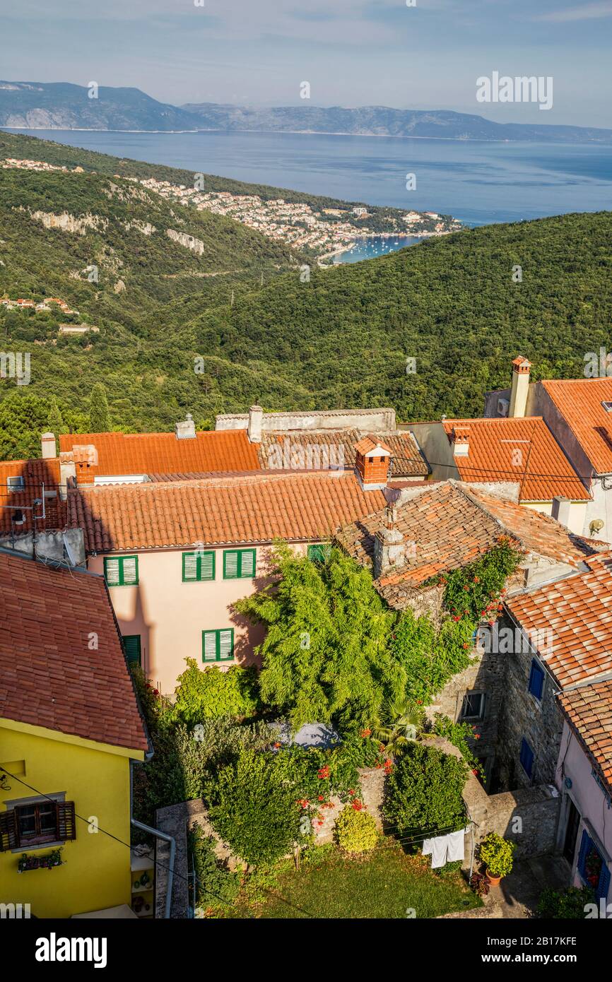 Croazia, Istria, Labin e Rabac, vista delle città antiche e del mare Adriatico Foto Stock