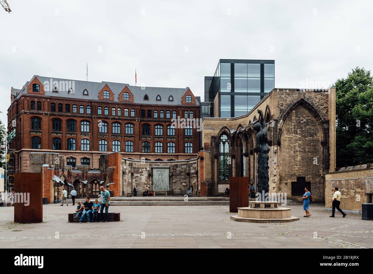 Amburgo, Germania - 4 Agosto 2019: Memoriale Di San Nicola. La chiesa principale originale fu distrutta nelle incursioni aeree ad Amburgo nel 1943. Foto Stock