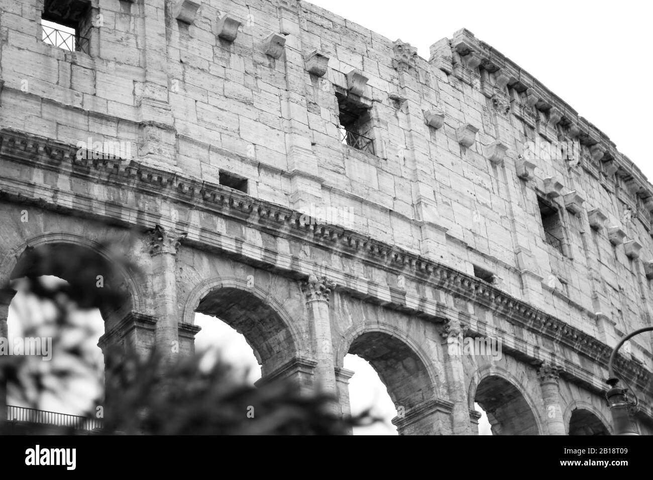 Colosseo. Architettura romana. Iconiche attrazioni storiche di Roma, Italia. Foto Stock