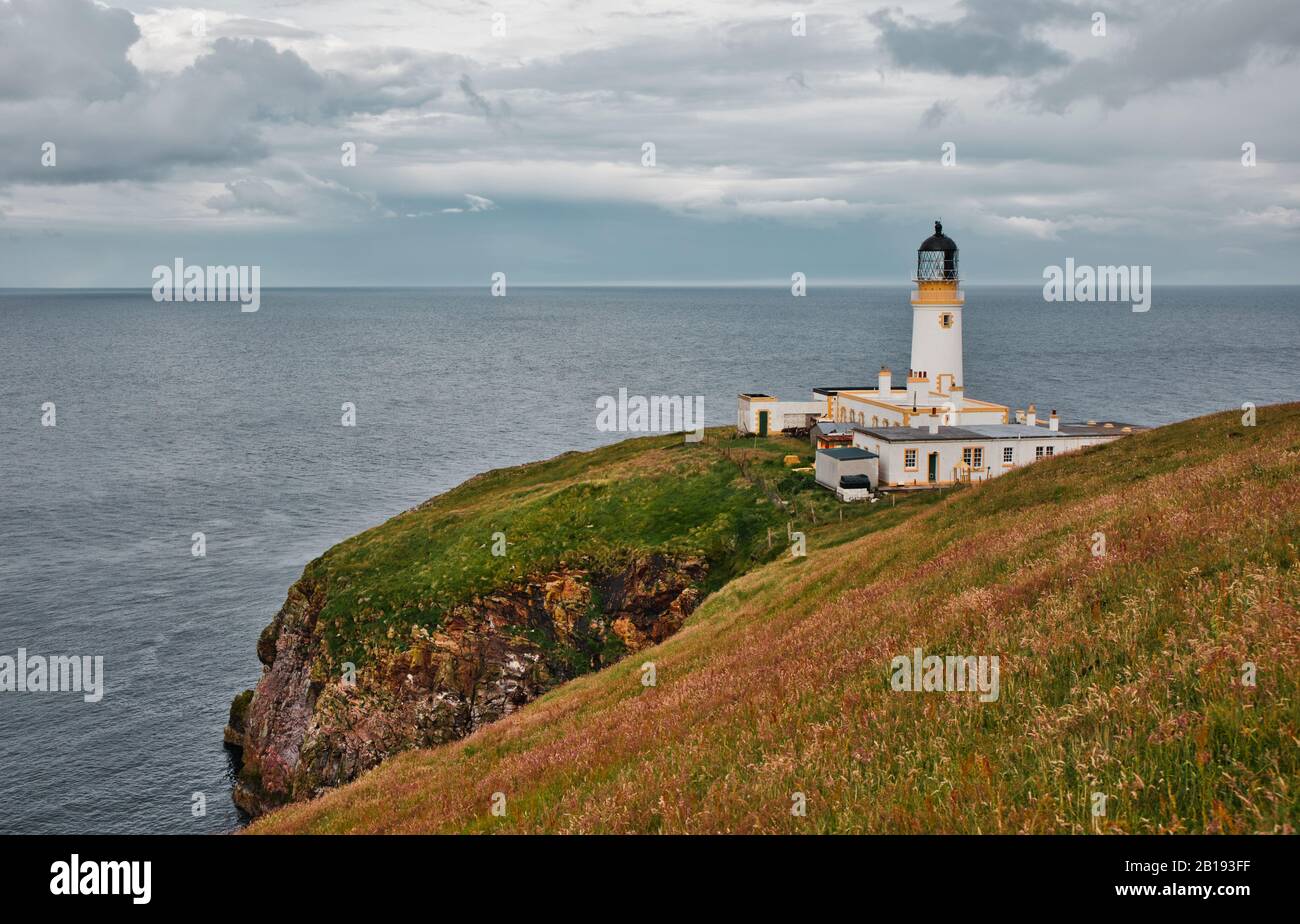 Faro di Tiumpan Head, Tiumpan Head, Portvoller, Isola di Lewis, Ebridi esterne, Scozia Foto Stock