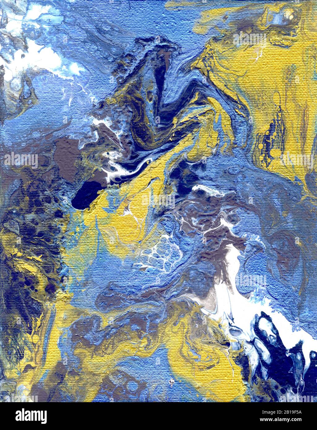 tessuto liquido marmorante blu e oro, blu classico, sfondo astratto, borsa regalo design. Foto Stock