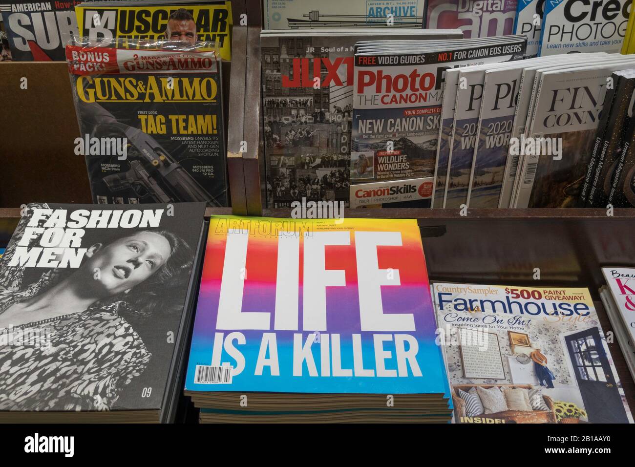 Magazine Stand con copertine di riviste, NYC, US Foto Stock