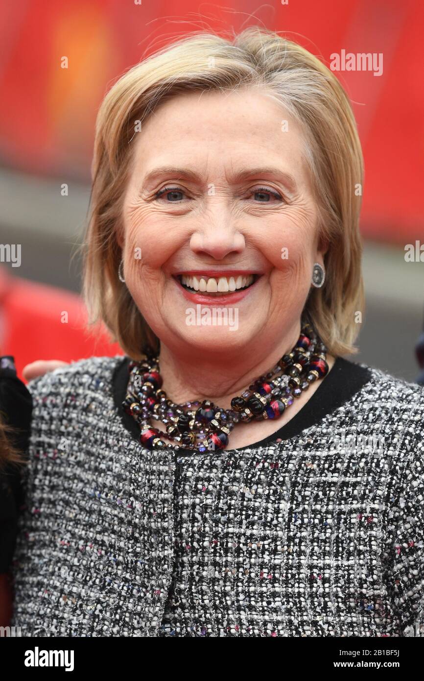 Berlino, Germania. 24th Feb, 2020. L'ex First Lady e segretario di Stato americano Hillary Rodham Clinton partecipa allo screening di Hillary durante il 70th Festival Internazionale del Film di Berlino alla Haus Der Berliner Festspiele di Berlino il 24 febbraio 2020. Foto Di Paul Treadway/ Credito: Upi/Alamy Live News Foto Stock