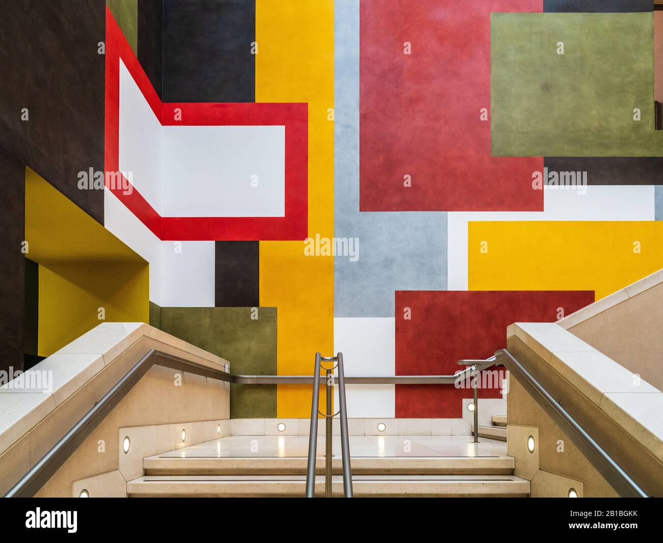 ‘Drawing for Free Thinking’ di David Tremlett sulla scala Manton della Tate Britain Foto Stock