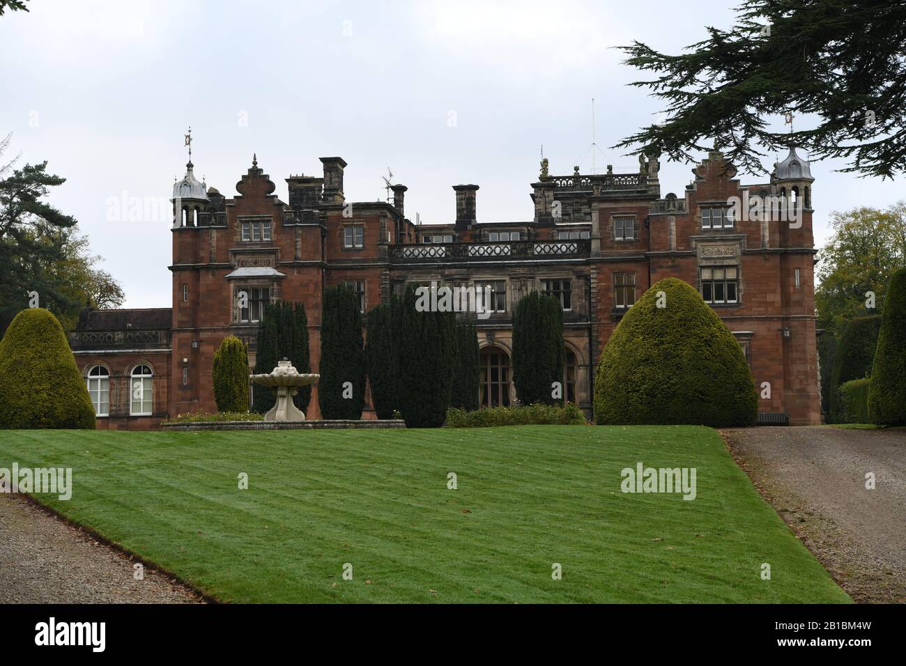 Keele Hall è una residenza del 19th secolo a Keele, Staffordshire, Inghilterra Foto Stock