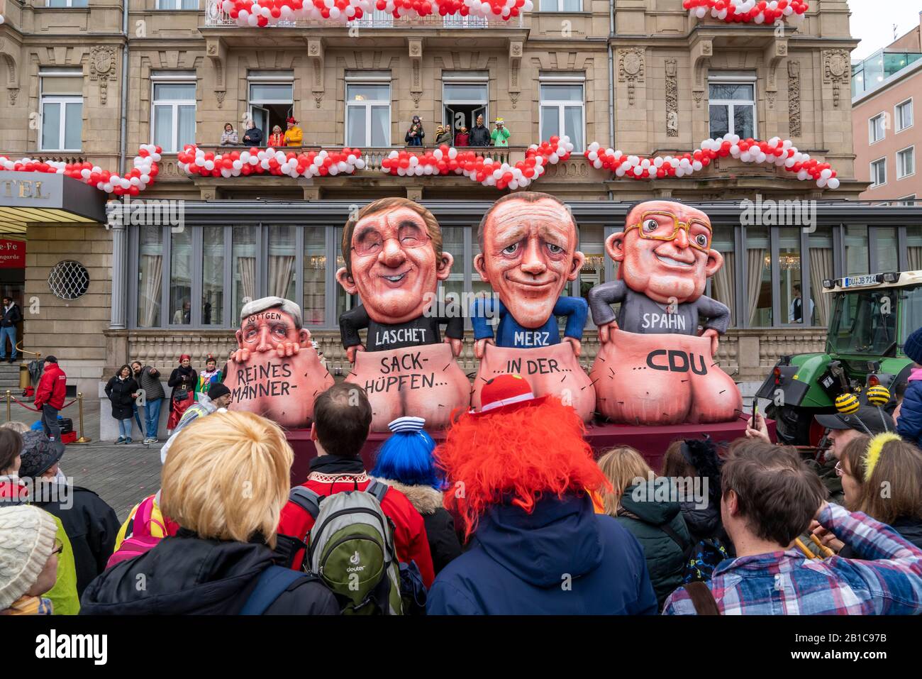 Lunedi Shrove processione a DŸsseldorf, carnevale strada, motivo galleggiante in carnevale, da cartwright Jacques Tilly, galleggiante satirico sul tema del n Foto Stock