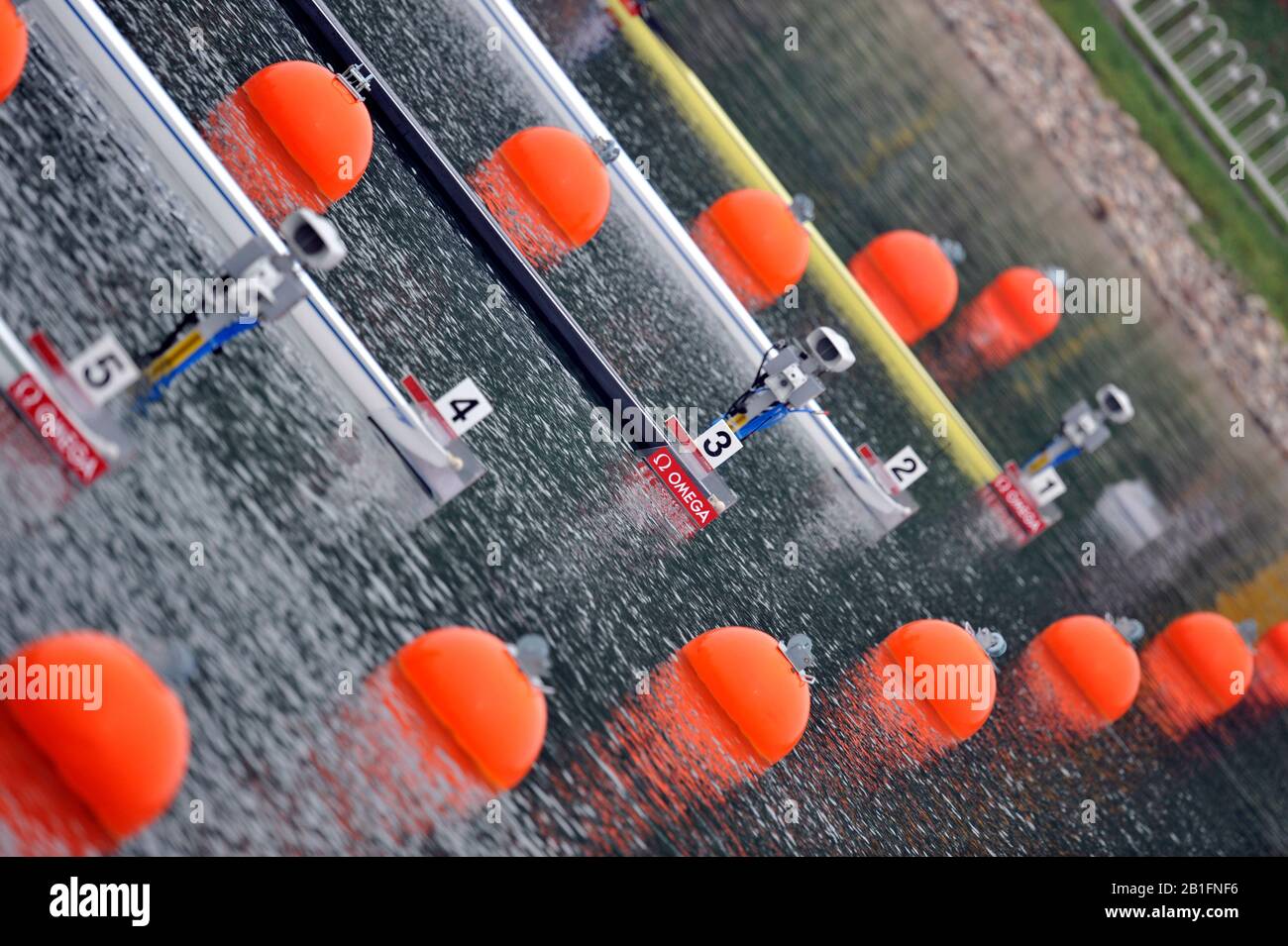 Shunyi, CINA. Linea singola sulla linea di partenza, alla Regata olimpica 2008, corso di falciatura Shunyi. Mercoledì 13.08.2008 [Credito Obbligatorio: Peter Spurrier, Intersport Images] Foto Stock