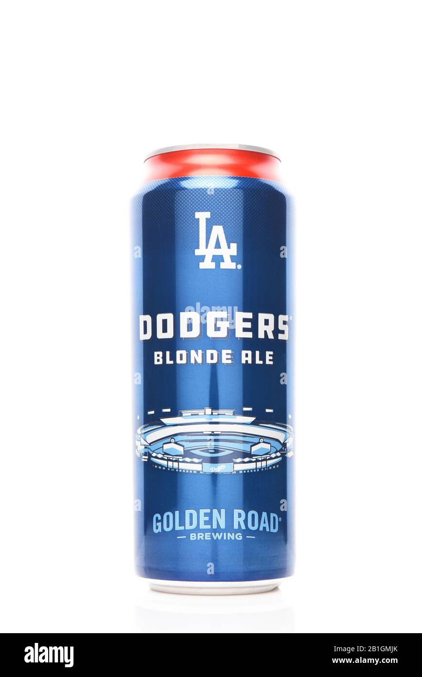 Irvine, CALIFORNIA - 23 AGOSTO 2019: Una lattina di Dodgers Blonde Ale da Golden Road Brewing. Foto Stock