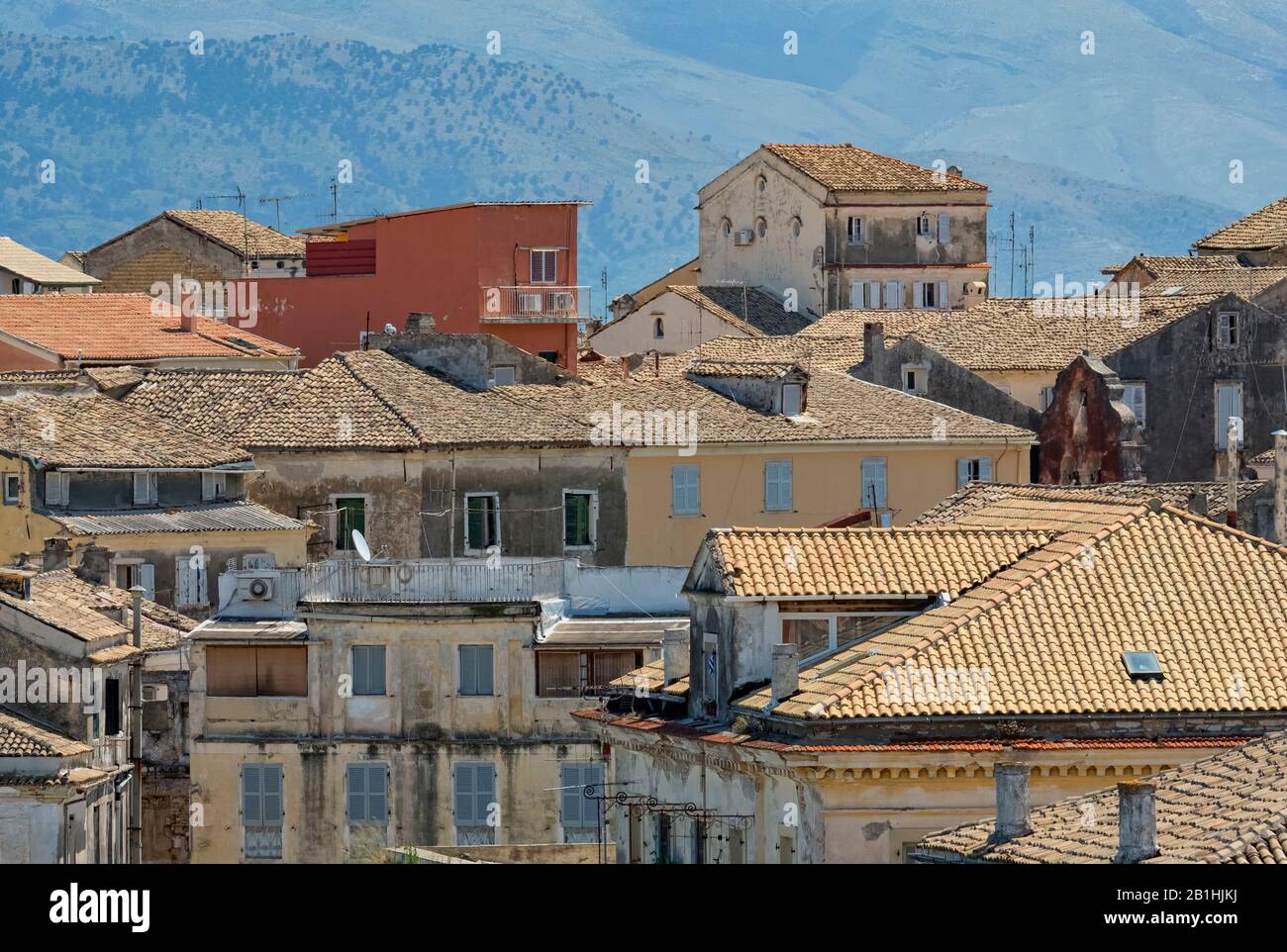 Vista sul tetto degli edifici Corfu città, Grecia, edifici, storia, strade, avventura, Mar Ionio, viaggi Foto Stock