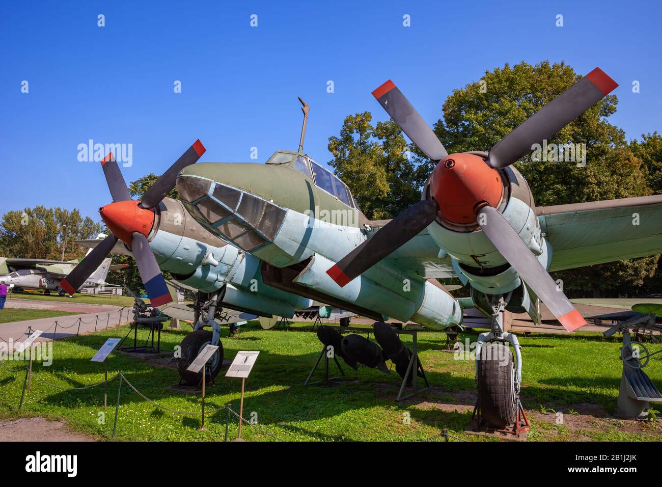 Tupolev Tu-2 (Tu-2S, NATO: BAT) aereo bicomotore sovietico bombardiere ad alta velocità della seconda guerra mondiale nel Museo dell'esercito polacco di Varsavia, Polonia Foto Stock