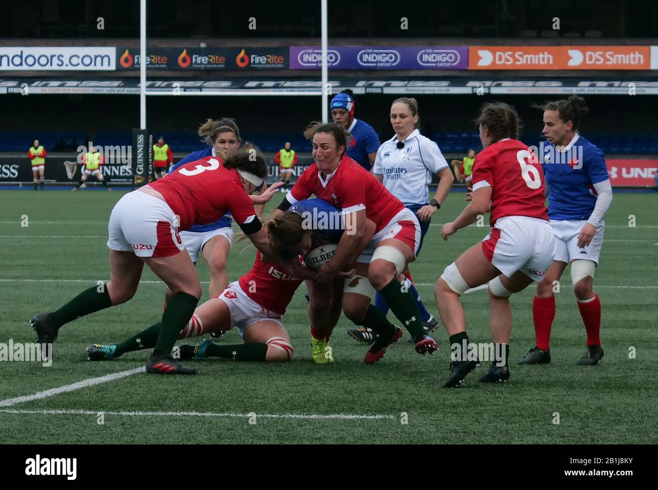 Morgane Peyronnet (Francia) Visto in azione durante le donne Sei Nazioni Rugby Galles / Francia a Cardiff Arms Park Cardiff Regno Unito a febbraio Foto Stock