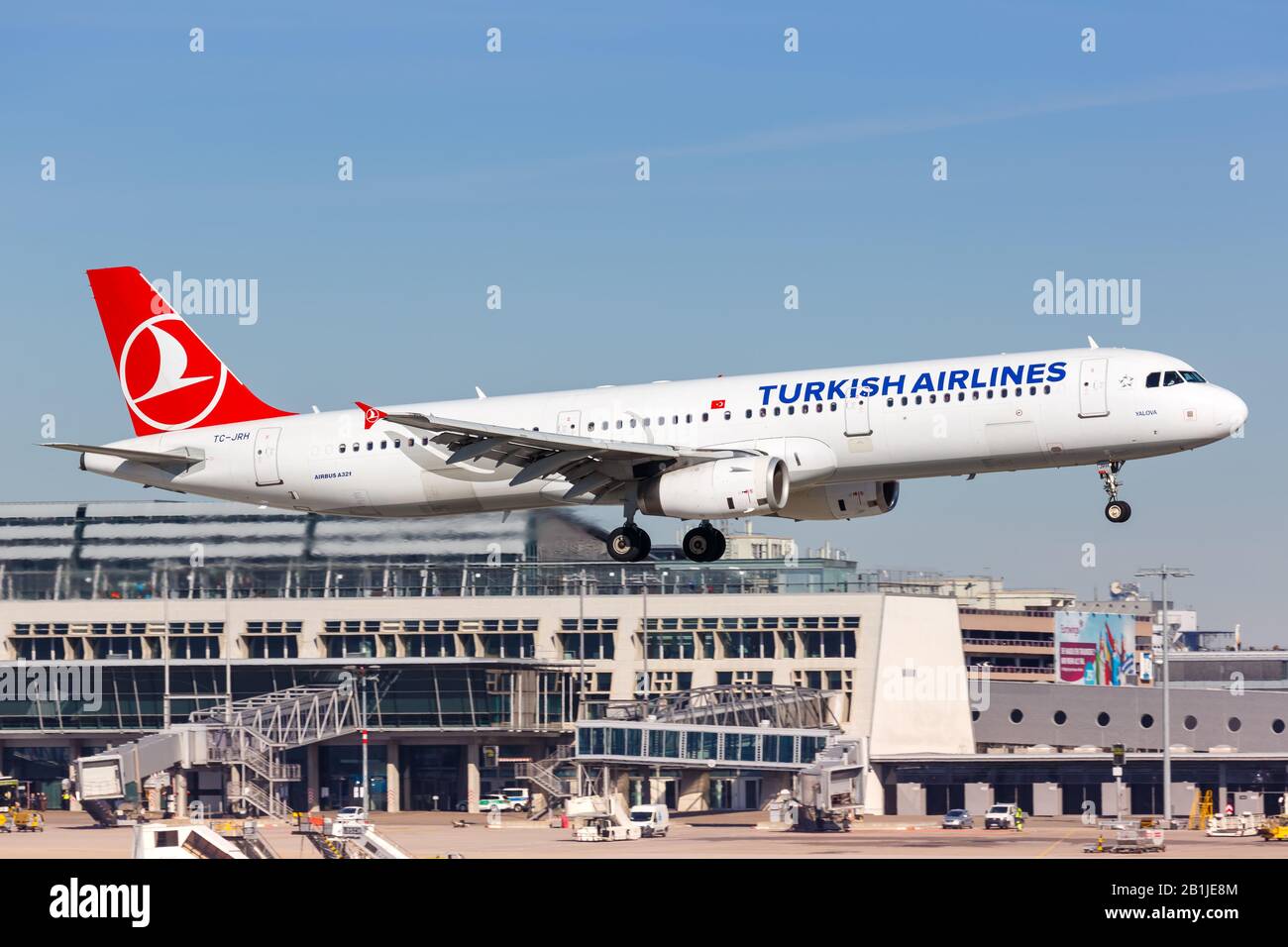 Stoccarda, Germania – 21 marzo 2019: Aeromobile Airbus A321 della Turkish Airlines all'aeroporto di Stoccarda (Str) in Germania. Foto Stock