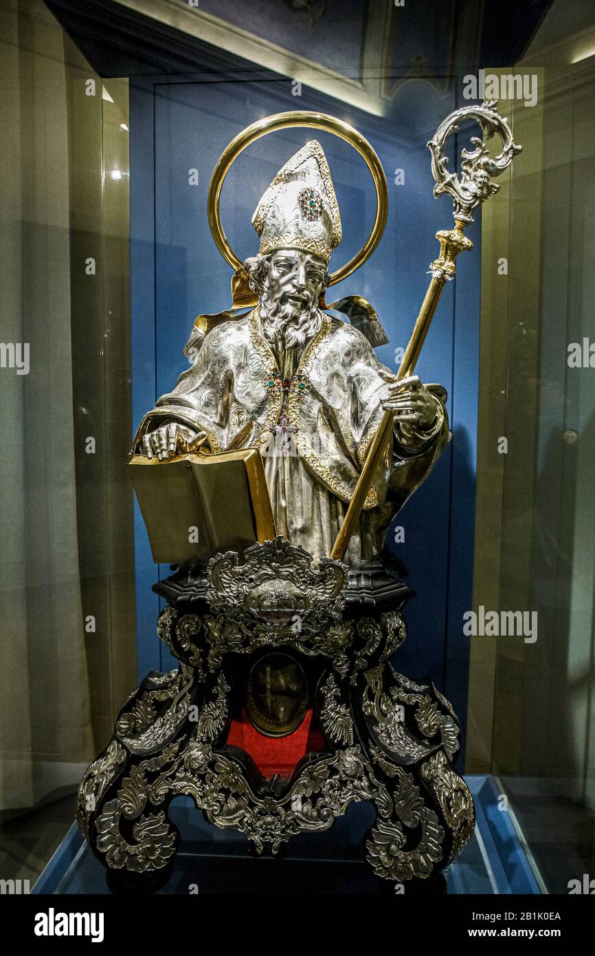 Italia Marche Senigallia - Museo Diocesano: Busto Reliquiario Di San Paolino Foto Stock